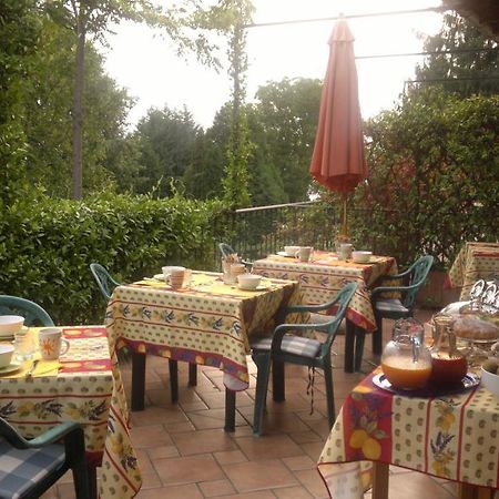 Lo Scoiattolo e la Noce Bed and Breakfast Stresa Esterno foto
