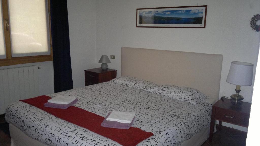 Lo Scoiattolo e la Noce Bed and Breakfast Stresa Camera foto